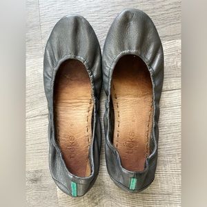 Pewter Tieks 8